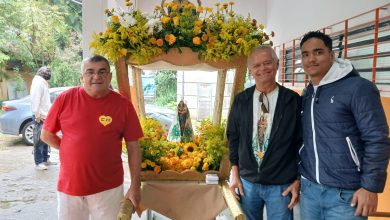 Fiéis realizam o Círio de Nazaré na Vila Carioca