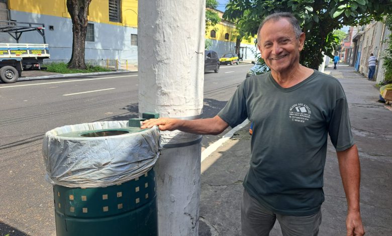 Comerciante espera dois meses para reposição de lata de lixo