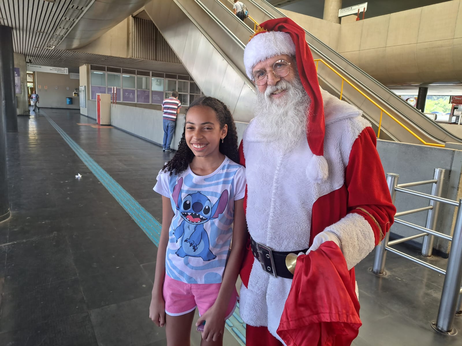 Papai Noel visita Terminal Sacomã