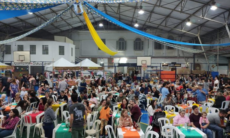 Comunidade lota Festa junina da Paróquia São José