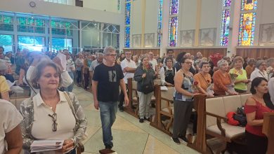 Santa Rita Atrai Milhares de fiéis em Mirandópolis
