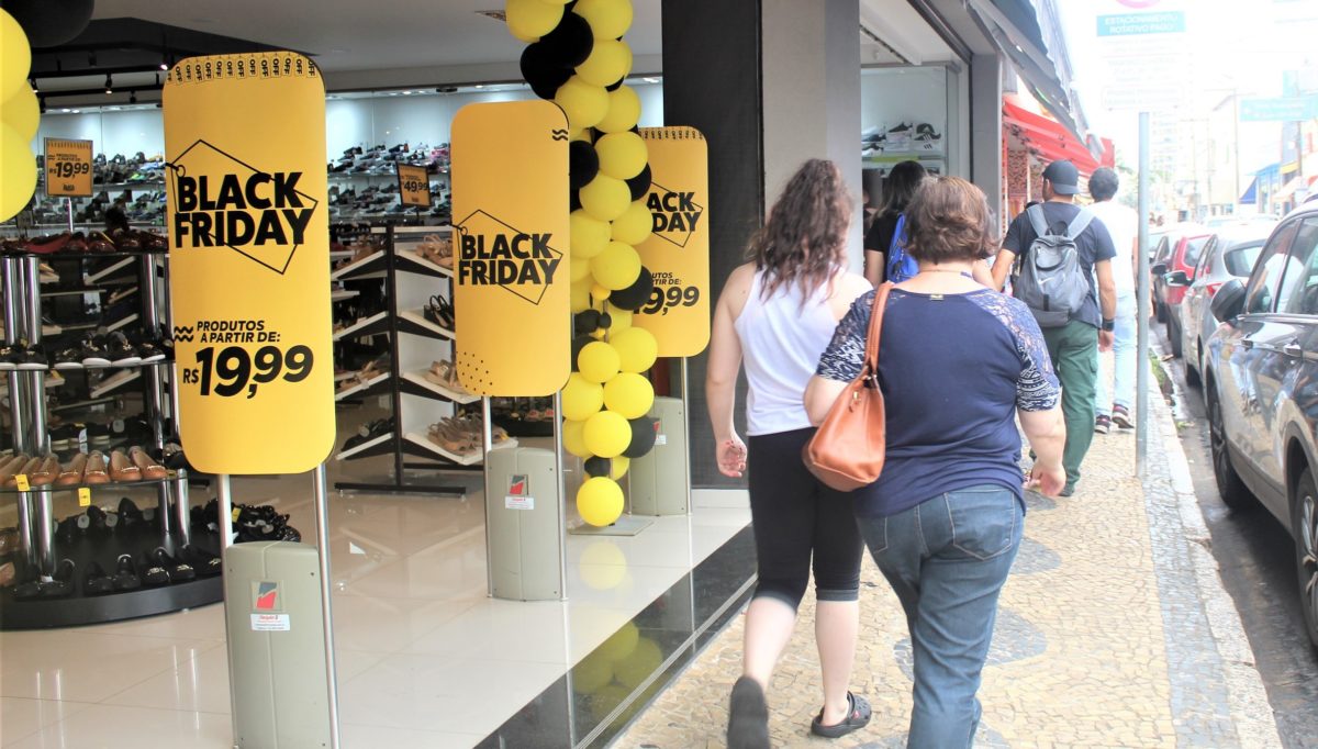 Black Friday aquece vendas do comércio – Ipiranga News
