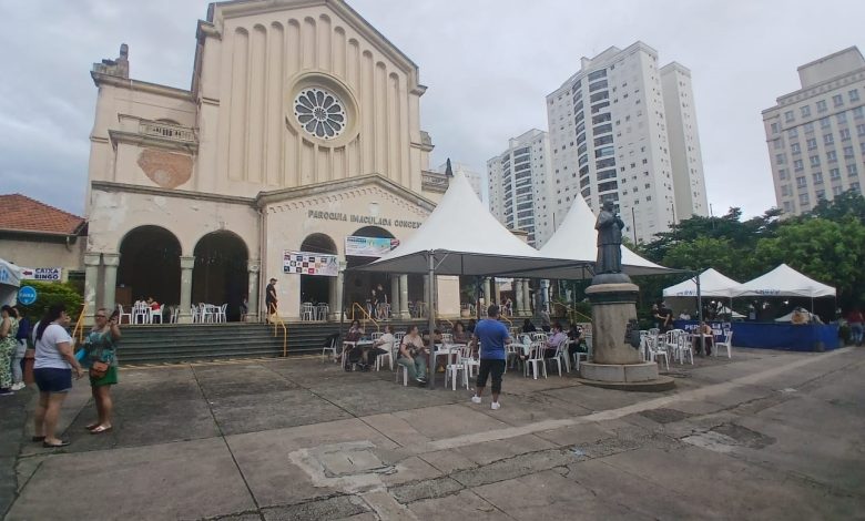 Paróquia Imaculada Conceição faz festa em homenagem à Santa