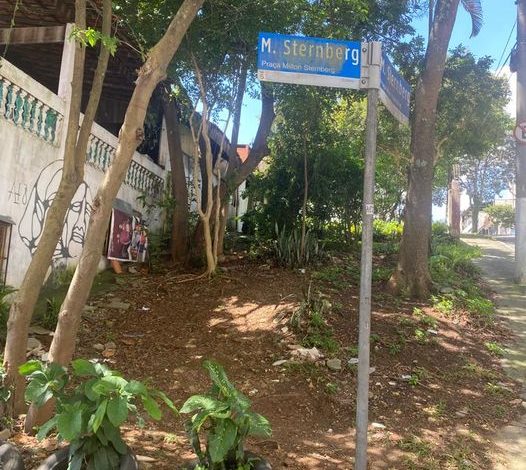 Subprefeitura do Ipiranga abandona a Praça Milton Sternberg