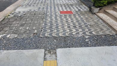 Reformas inacabadas em calçadas do Ipiranga são perigo constante de acidentes